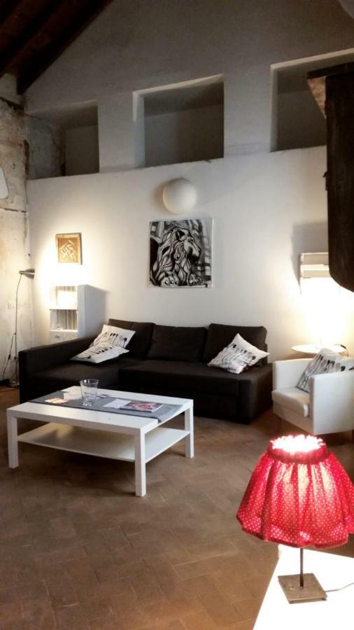Al Chiostro Guesthouse Genoa Bagian luar foto