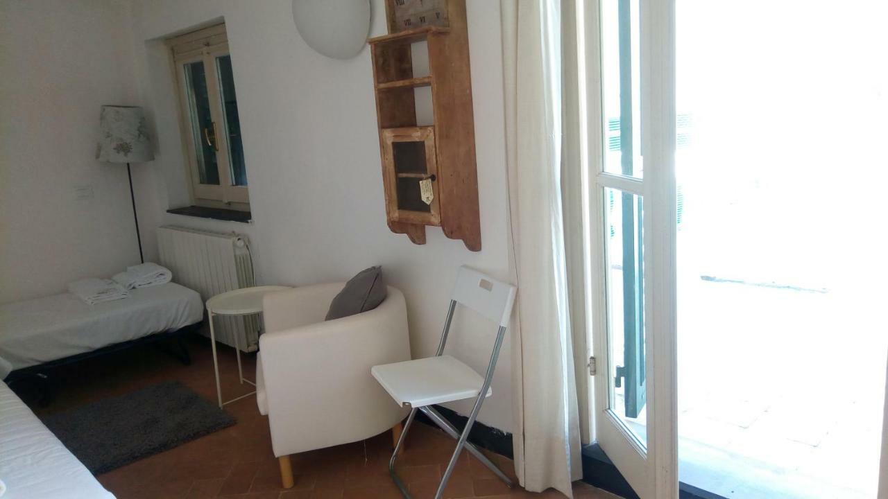 Al Chiostro Guesthouse Genoa Bagian luar foto