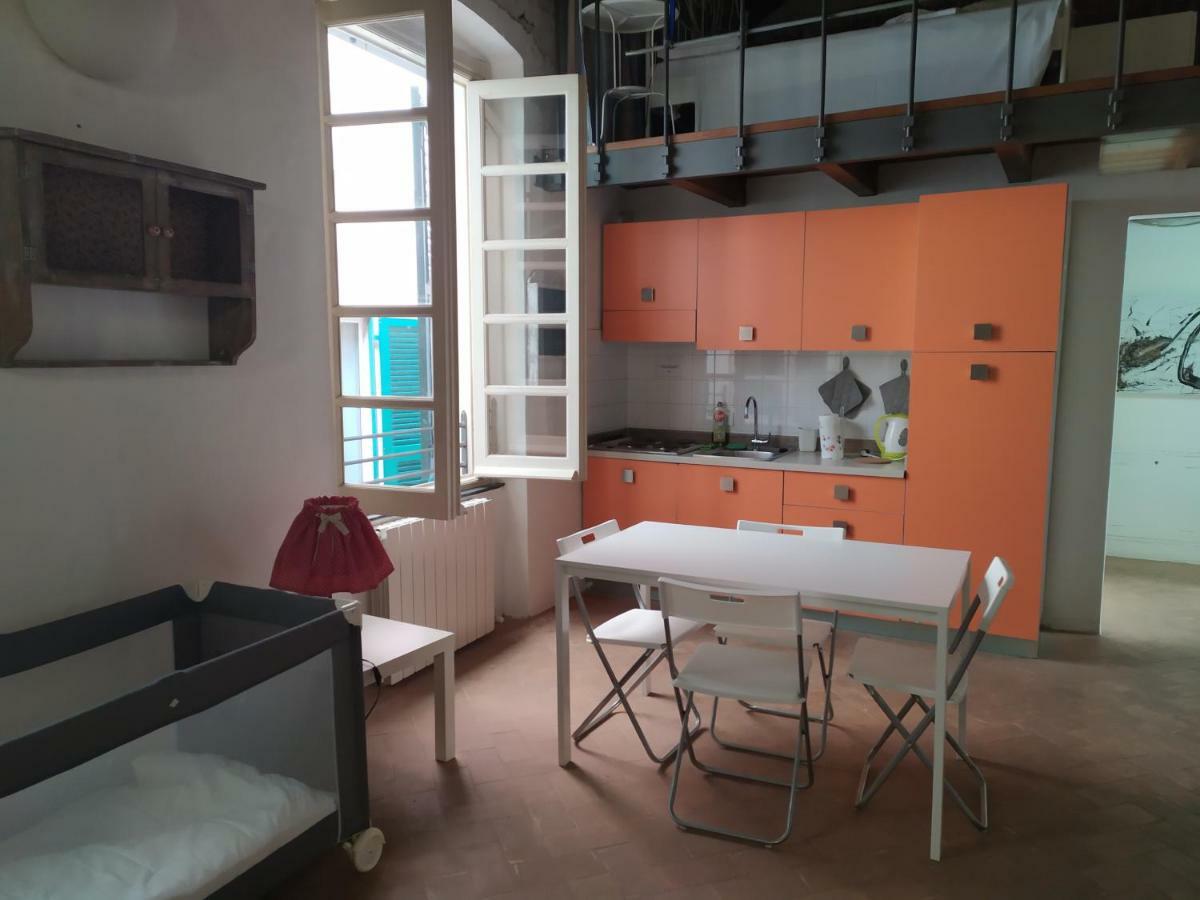 Al Chiostro Guesthouse Genoa Bagian luar foto